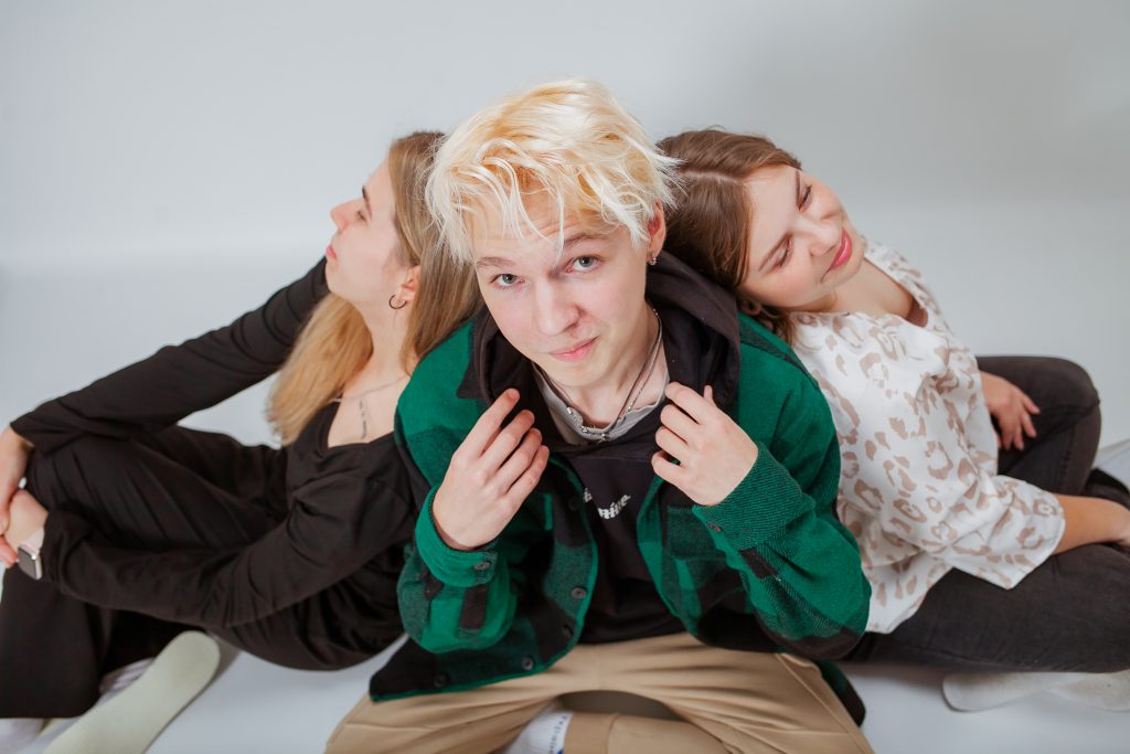 ВИПУСК 2025 by goooglyk - Illustrated by Наталія ПОЛІЩУК - Ourboox.com