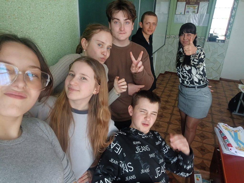 Мої учні…моє натхнення!!! by Ostapenko Irina - Illustrated by Учні 8 класу - Ourboox.com