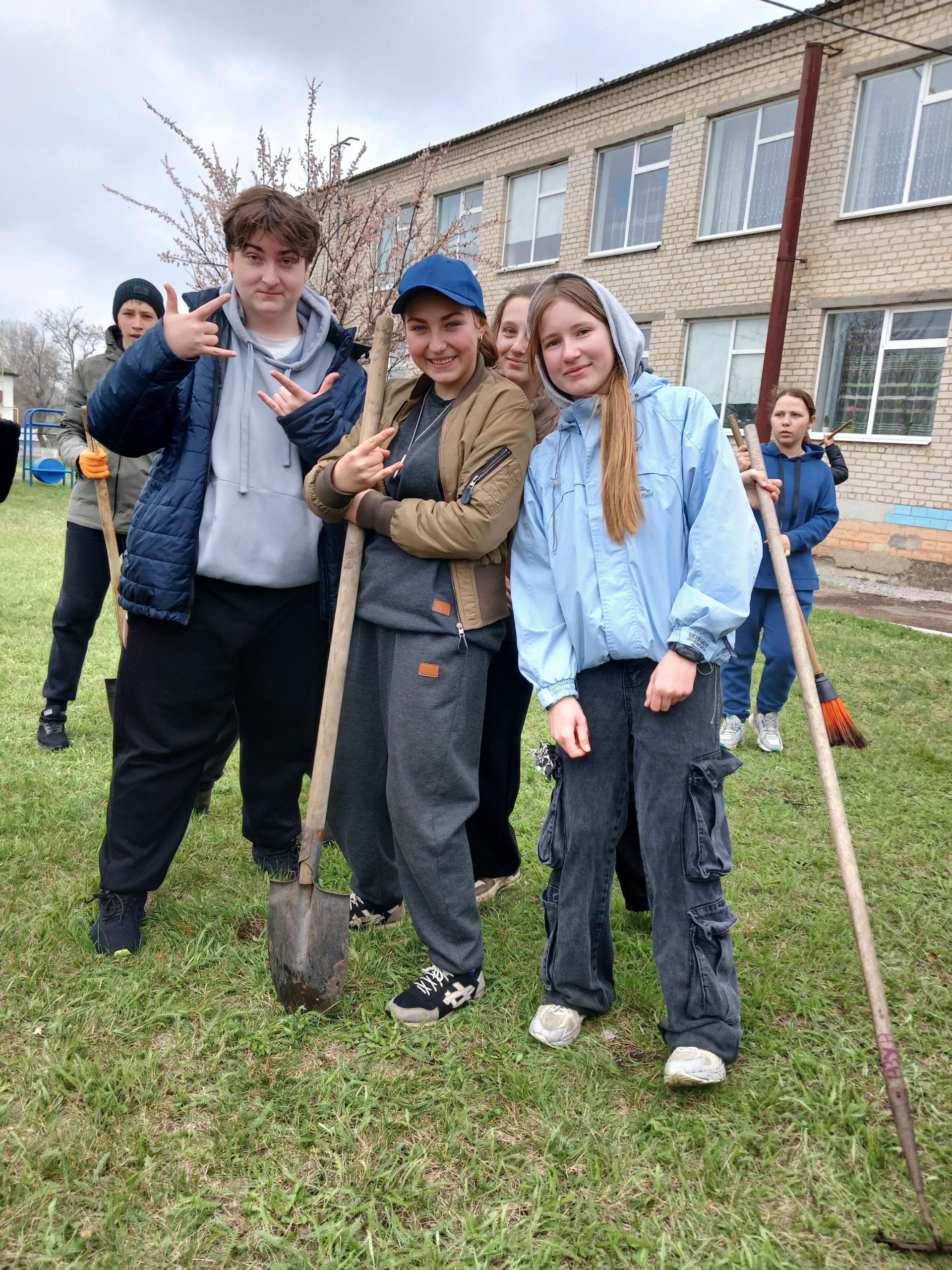 Мої учні…моє натхнення!!! by Ostapenko Irina - Illustrated by Учні 8 класу - Ourboox.com