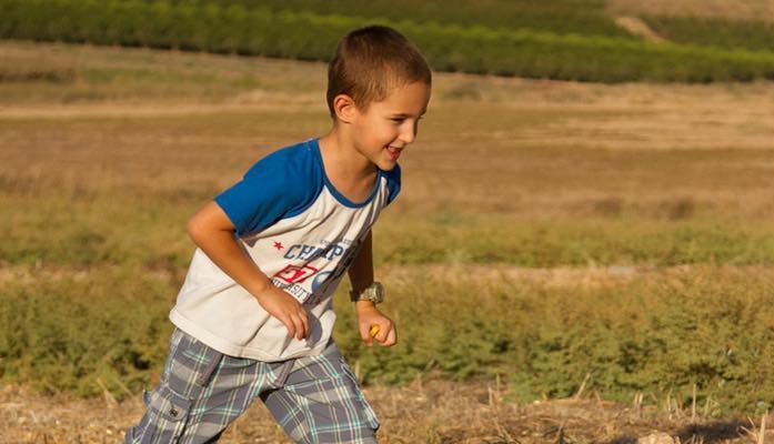 מאחורי הקלעים של עולם הילדים by בר אסקיו,אורן כנם ודמוז איאיו - Ourboox.com