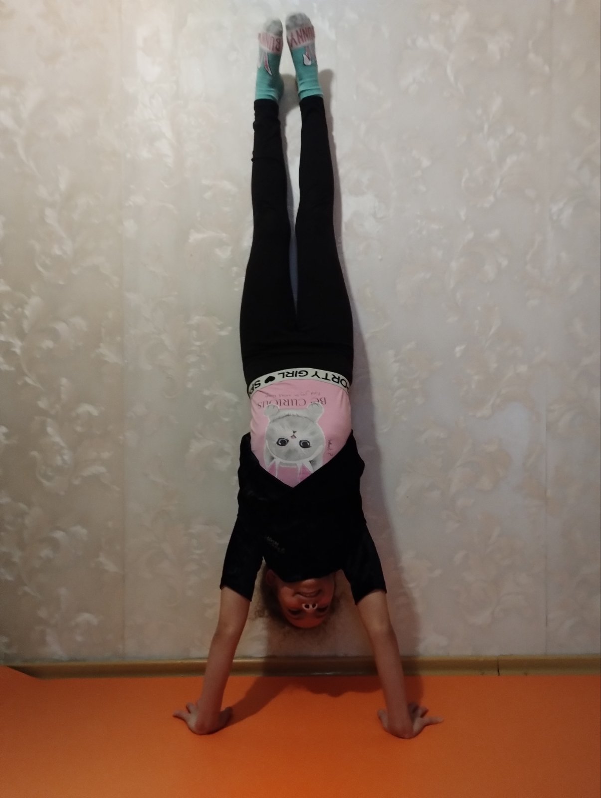 5. Привіт! Я Ксюша. І це моя історія. by marinova valentyna - Illustrated by Історія від Марінової В.Б. Ксюша: історія однієї світлої дівчинки - Ourboox.com