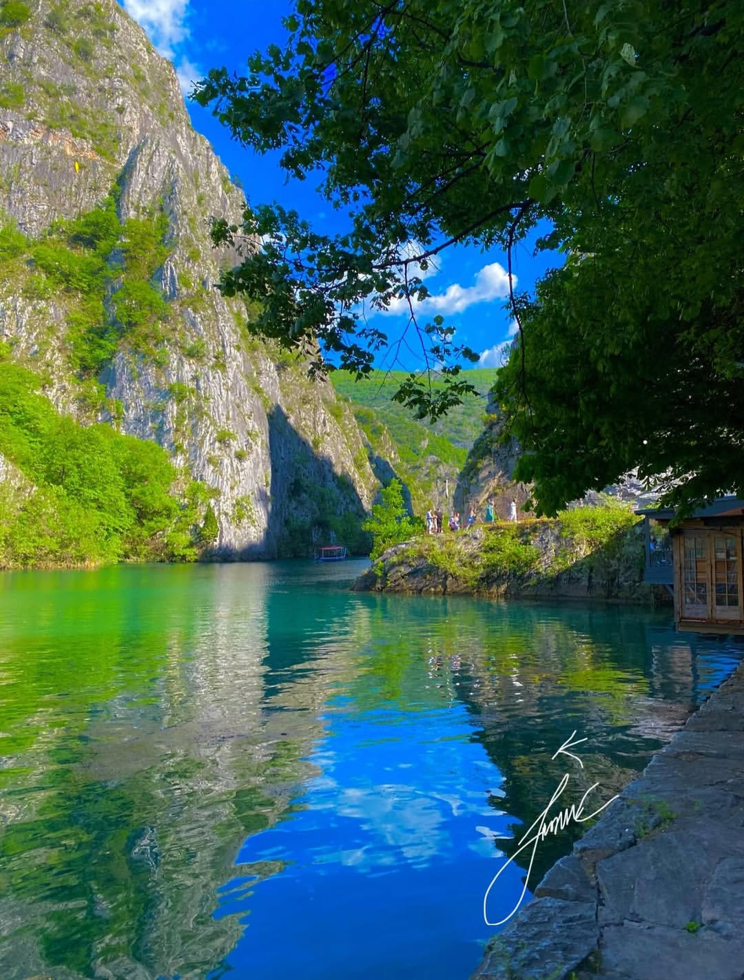 North Macedonia by Zehra Bayraktar - Illustrated by Zehra Bayraktar - Ourboox.com