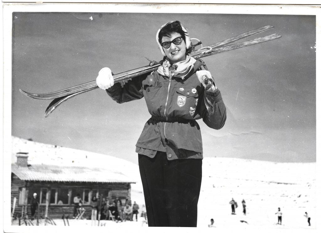 Mica’s Kouskouri ski book by Claire Papageorgiou - Ourboox.com